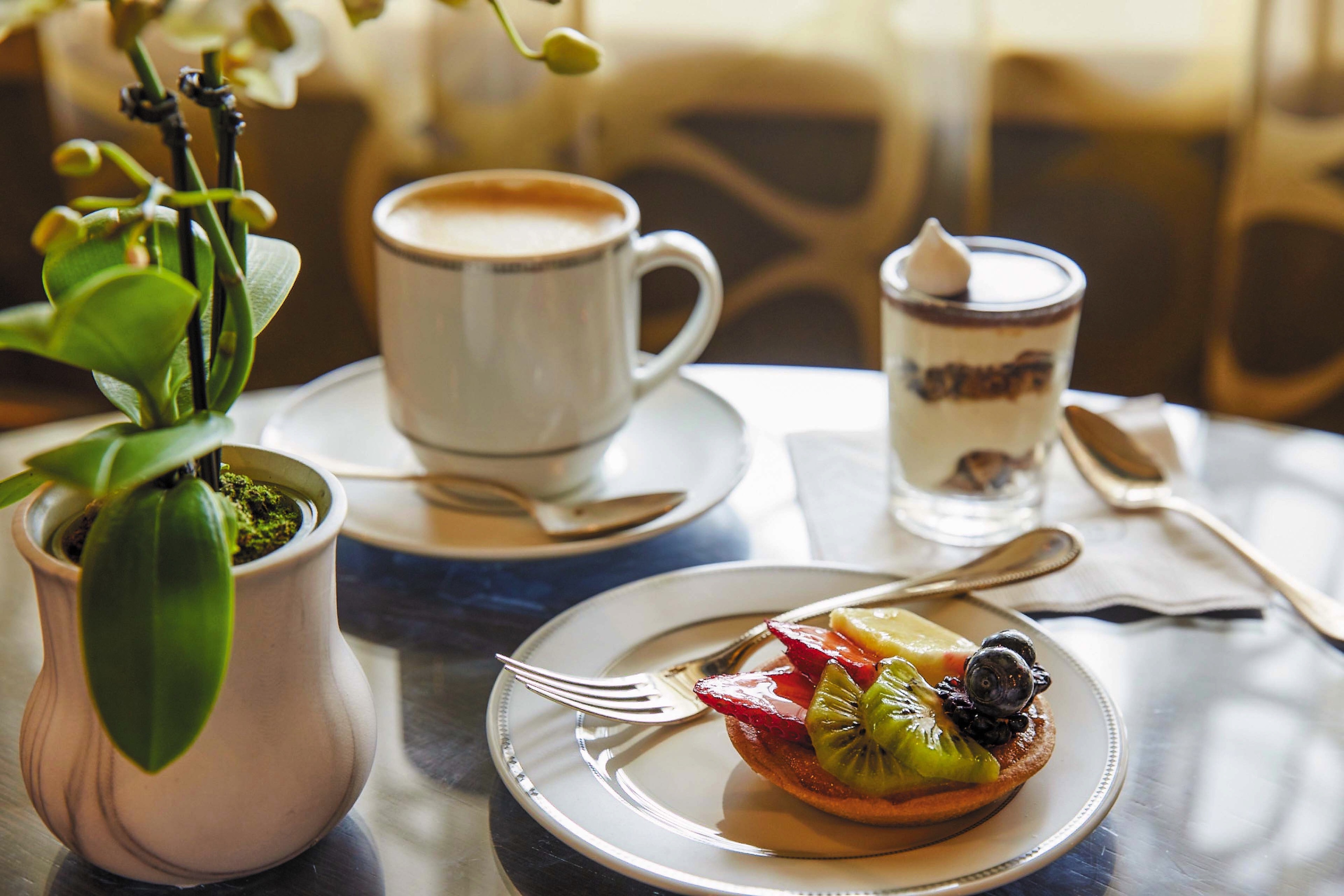 Seven Seas Voyager - Coffee Connection